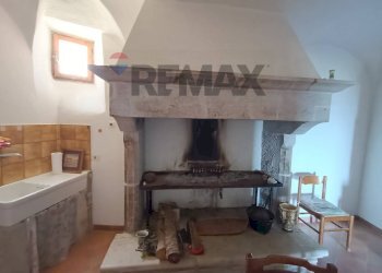 Dettagli - Bilocale Gavelli
 
Snc, Sant'Anatolia di Narco - foto 8