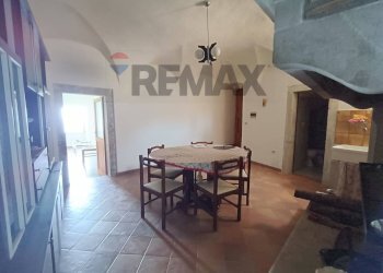 Sala da pranzo - Bilocale Gavelli
 
Snc, Sant'Anatolia di Narco - foto 9