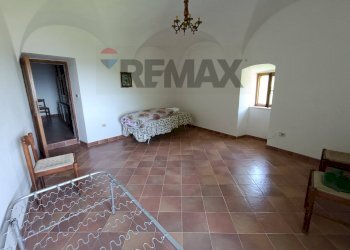 Stanza vuota - Bilocale Gavelli
 
Snc, Sant'Anatolia di Narco - foto 10