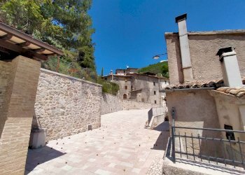 Terrazza - Bilocale Gavelli
 
Snc, Sant'Anatolia di Narco - foto 22