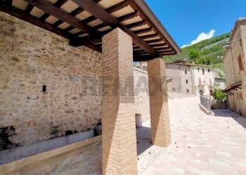 Terrazza - Bilocale Gavelli
 
Snc, Sant'Anatolia di Narco - foto 23