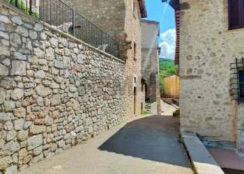 Casa all\'aperto - Bilocale Gavelli
 
Snc, Sant'Anatolia di Narco - foto 30