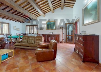 Soggiorno - Villa Via Cinque Cerri
 
92, Bettona - foto 8