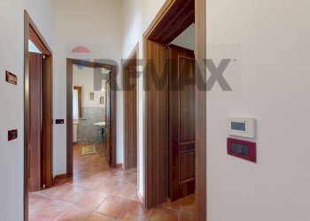 Hall / corridoio - Villa Via Cinque Cerri
 
92, Bettona - foto 22