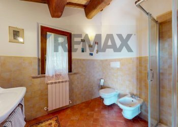 Bagno - Villa Via Cinque Cerri
 
92, Bettona - foto 36