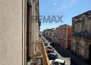 Edificio all\'aperto - Independent house Corso Italia
 
75, Riposto - photo 7