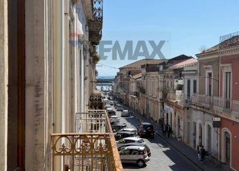 Edificio all\'aperto - Independent house Corso Italia
 
75, Riposto - photo 8