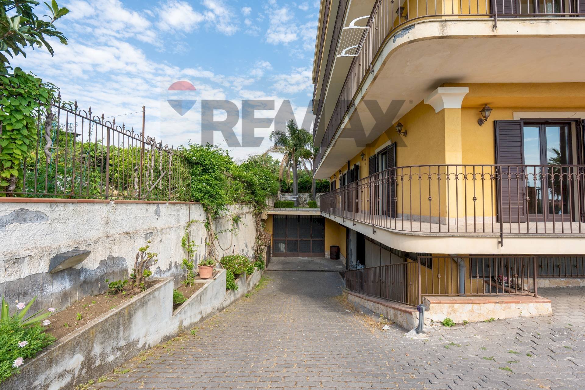 Casa all\'aperto - Appartamento Circonvallazione Russo Basile
 
53, Aci Catena - foto 2