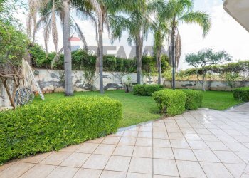 Giardino - Appartamento Circonvallazione Russo Basile
 
53, Aci Catena - foto 10