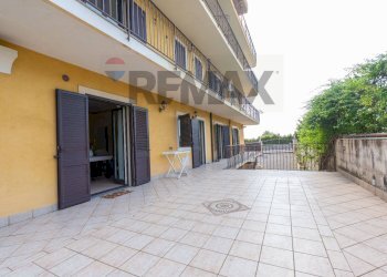 Terrazza - Appartamento Circonvallazione Russo Basile
 
53, Aci Catena - foto 11