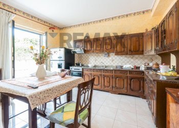 Cucina - Appartamento Circonvallazione Russo Basile
 
53, Aci Catena - foto 20