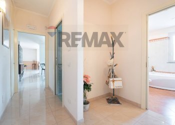 Hall / corridoio - Appartamento Circonvallazione Russo Basile
 
53, Aci Catena - foto 26