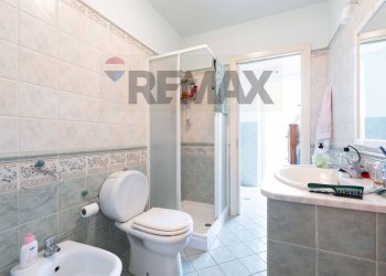 Bagno - Appartamento Circonvallazione Russo Basile
 
53, Aci Catena - foto 31