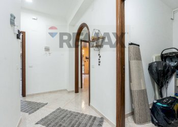Hall / corridoio - Casa semi indipendente Via della zagara
 
54, Misterbianco - foto 11