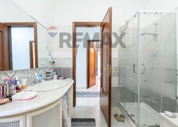Bagno - Casa semi indipendente Via della zagara
 
54, Misterbianco - foto 30