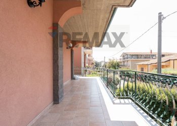 Balcone - Casa semi indipendente Via della zagara
 
54, Misterbianco - foto 36