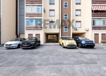 Edificio all\'aperto - Quadrilocale viale castagnola
 
17, Catania - foto 3