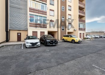 Edificio all\'aperto - Quadrilocale viale castagnola
 
17, Catania - foto 5