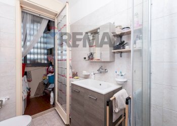 Bagno - Quadrilocale viale castagnola
 
17, Catania - foto 27