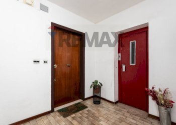 Hall / corridoio - Quadrilocale viale castagnola
 
17, Catania - foto 56