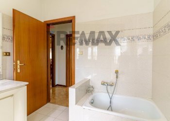 Bagno - Appartamento via Francesco Guglielmino
 
20, Catania - foto 18