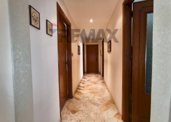Hall / corridoio - Apartment Via Spirito Santo
 
159, Enna - photo 3