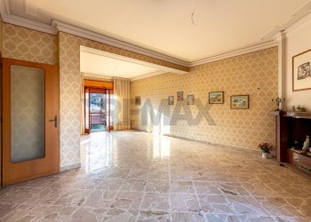 Stanza vuota - Quadrilocale VIa Roma
 
11, San Pietro Clarenza - foto 10