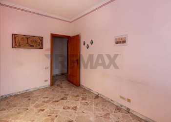 Stanza vuota - Quadrilocale VIa Roma
 
11, San Pietro Clarenza - foto 21