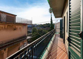 Balcone - Quadrilocale VIa Roma
 
11, San Pietro Clarenza - foto 25