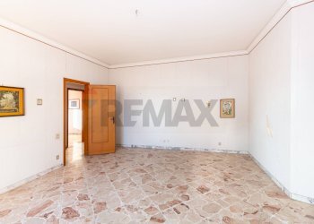 Stanza vuota - Quadrilocale VIa Roma
 
11, San Pietro Clarenza - foto 30