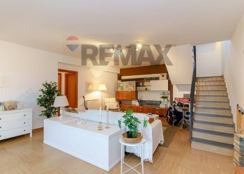 Soggiorno - Villa VIA DEI GELSOMINI
 
16A, Pedara - foto 8
