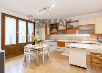 Cucina - Villa VIA DEI GELSOMINI
 
16A, Pedara - foto 15