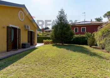 Giardino - Villa VIA DEI GELSOMINI
 
16A, Pedara - foto 69