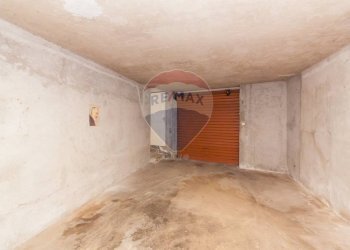 Parcheggio - Independent house Via cassone
 
25, Zafferana Etnea - photo 39