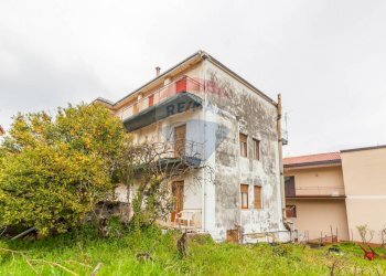Casa all\'aperto - Independent house Via cassone
 
25, Zafferana Etnea - photo 48