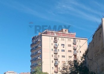 Edificio all\'aperto - Appartamento Via Libertà
 
93, Enna - foto 2