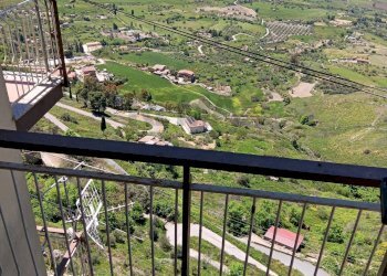 Vista delle montagne - Appartamento Via Libertà
 
93, Enna - foto 21