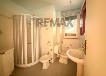 Bagno - Apartment viale amendola
 
38, Riposto - photo 3