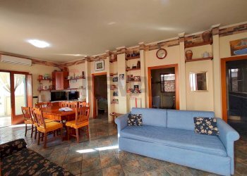 Sala da pranzo - Villa Contrada Montelci
snc, Mattinata - photo 11