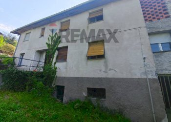 Casa all\'aperto - Semi-detached house Borgata Piano
 
SNC, Murialdo - photo 12