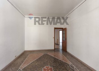 Stanza vuota - Quadrilocale Via Vittorio Emanuele
 
9, Vado Ligure - foto 8