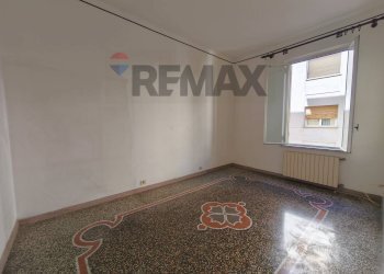 Stanza vuota - Quadrilocale Via Vittorio Emanuele
 
9, Vado Ligure - foto 16