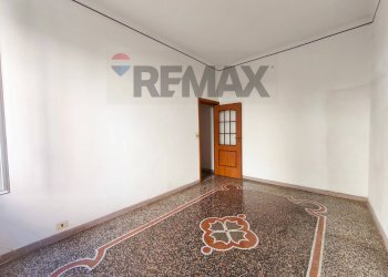Stanza vuota - Quadrilocale Via Vittorio Emanuele
 
9, Vado Ligure - foto 17