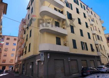 Edificio all\'aperto - Quadrilocale Via Vittorio Emanuele
 
9, Vado Ligure - foto 29