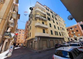 Edificio all\'aperto - Quadrilocale Via Vittorio Emanuele
 
9, Vado Ligure - foto 30