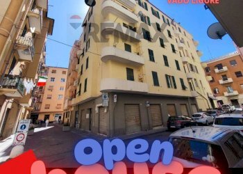 Edificio all\'aperto - Quadrilocale Via Vittorio Emanuele
 
9, Vado Ligure - foto 1