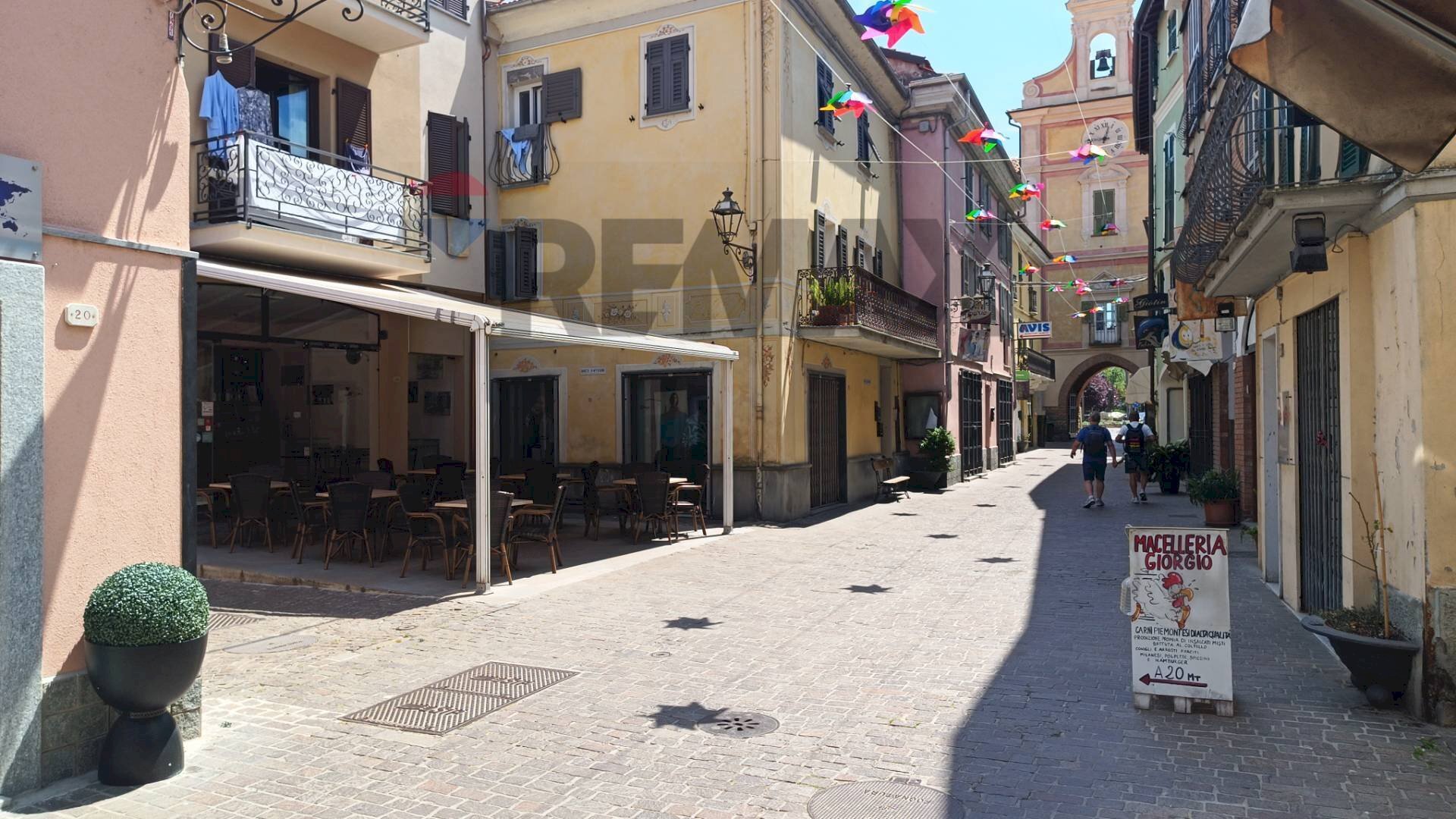 Edificio all\'aperto - Bar Tavola Calda - Fredda Via Roma, Cairo Montenotte - foto 2