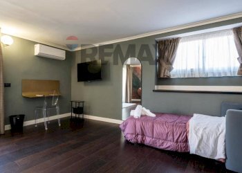 Camera / camera da letto - Apartment Piazza Trieste E Trento
48, Napoli - photo 21