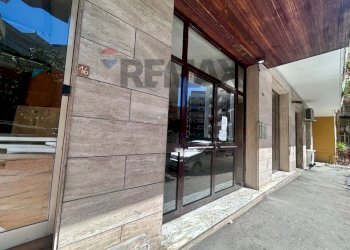 Edificio all\'aperto - Appartamento via G.Cortese
14, Napoli - foto 3
