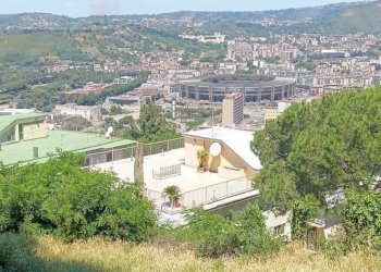 Vista delle montagne - Quadrilocale Via Alessandro Manzoni
 
214, Napoli - foto 4